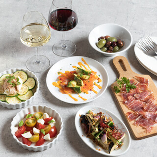 A wide variety of easy-to-eat tapas!