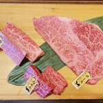 Yakiniku Touta - 飛騨牛セット(2〜3人前)、真上から！