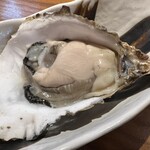 Jizake To Dousanshokuzai Issho - 生牡蠣