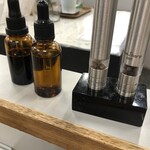 東京ギョーザスタンド ウーロン - 