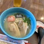 元祖大東そば うぃまーやー - 料理写真:沖縄そば中（太麺）
750円