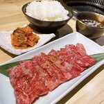 Yakiniku Tono - カルビランチ