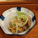 俺の中華たなか家 - 「サービスおつまみ」は「ホルモン＆メンマ」に「白髪葱」♬