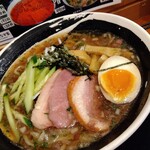 俺の中華たなか家 - 鴨肉方からアップでパチリ♯