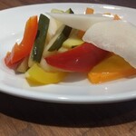 PIZZERIA ONDA - 自家製ピクルス