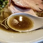 破壊的イノベーション - 煮干ラーメンのスープ
            2023年8月11日