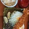 厚切りとんかつ・魚かつ よし平 - 料理写真: