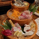 Sushi Maru Ya - お造り５点盛り（しまあじ・真たこ かつおたたき・鰆・鯛？）