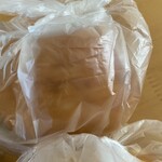 ケーワン - ツナドーナツ
      出来立てだったので２つ購入しました