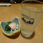 Washoku Sushi Dainingu Tenryuu Honten - レモンサワーとお通し　私は飲んでません