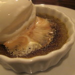 ICARO miyamoto - ピスタチオのブリュレとリコッタチーズのデザート