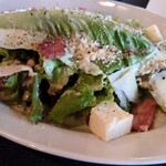 山のレストラン - シーザーサラダ。チーズ、ベーコンもたっぷり。