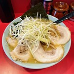 らぁ麺 大和田 - ネギチャーシュー麺　味噌味に変更