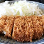 かつどんのかつどん家 - ロースカツ定食(厚切りロース肉)980円