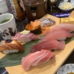 沼津魚がし鮨 流れ鮨 - 