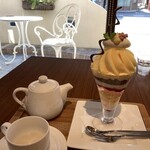 Patisserie L’ Oasis - カモミールティーを頼みましたが、ティーバックだからかいつまでも茶が出し切らず。。風味も残念でした。。