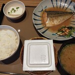 Yayoi Ken - サバの味噌煮定食＋納豆