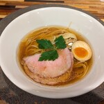 麺屋 おやゆび - ラーメン（醤油）