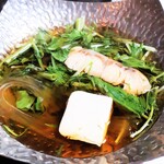 魚判 - 青菜たっぷりの鍋