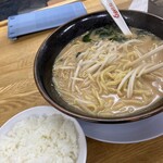 くるまやラーメン - 麺リフト！