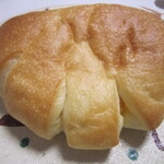 ブーランジェリー メゾン ユキ - クリームパン