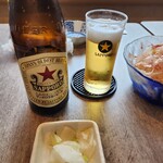 とんかつ 王龍 - 先ずはビール