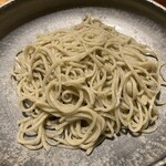 蕎麦切り 春のすけ - 太打ちが食べ終わると、細打ちが運ばれてきます。