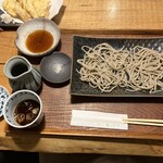 蕎麦切り 春のすけ - もりそば2種食べ比べ。まずは太打ちから。