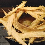 大地のうどん 博多駅ちかてん - 謎の円盤