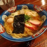 特製ワンタン麺(黒だし)(￥950)