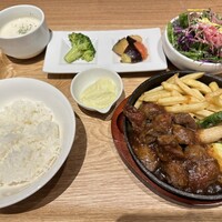 楽食倶楽部 裏小路牛肉店 - 