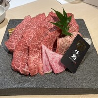 牛刺しと焼肉 仔虎 クリスロード店 - 