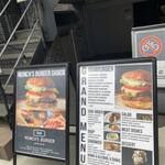 マンチズ バーガー シャック - 