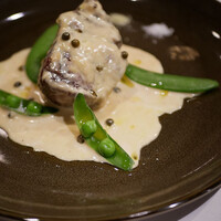 牛フィレ肉のグリル　クリームソース