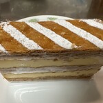 リョウラ - 2023年8月 ミルフィーユ