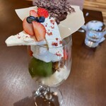 Cafe & Trattoria Polaris - 2種のジェラートとベリーのパフェ1,450円