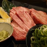 炭火焼肉 ながお - 厚切りタン