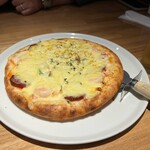 パスタビーノ・ハシヤ - チーズたっぷりミックスピザ　約20cm
