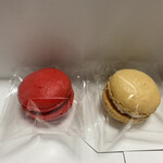 ニューみづほ - ◉マカロン／140円税込
      ・ミルク
      ・ラズベリー