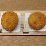 Spicier スパイスチャイとインドカレーパン - チキンバターマサラ（490円）、もちもちキーマ（420円）