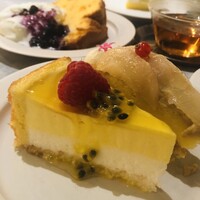 ERUTAN RESTAURANT BAR - 