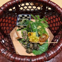 青蓮院門跡前 月おか - 