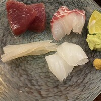 実伶 - 