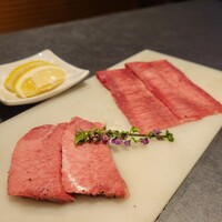 牛の達人 GINZA - タン元焼きしゃぶ