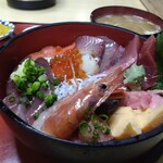 多満利屋 きらく - 海鮮丼