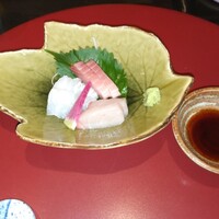 御影蔵 丸ビル - 造り（本日鮮魚三種盛）