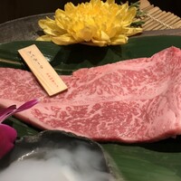 よきにくや - サーロイン姿切り