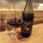 酒菜舎虎純 - 赤ワインボトル