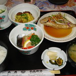 大黒本店 - 小鯛の丸揚げ野菜餡かけ