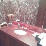 エノテーカ ピンキオーリ - 洗面